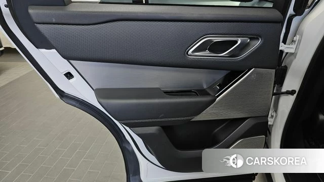 Land Rover Range Rover Velar id 4943708 из Кореи 17
