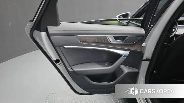 Audi A6 (C8) id 5022293 из Кореи 17