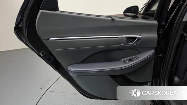 Hyundai Sonata D Edge Hybrid (DN8) id 4980393 из Кореи 17