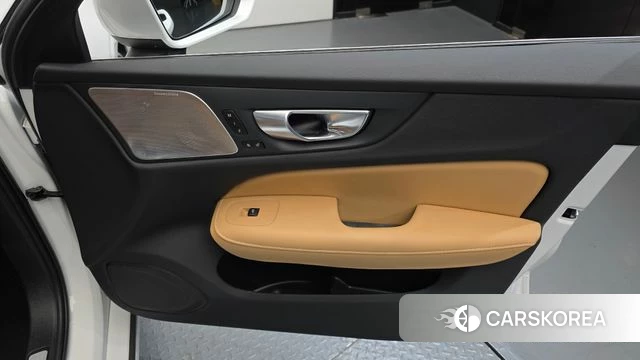 Volvo S60 3rd generation id 5016336 из Кореи 17
