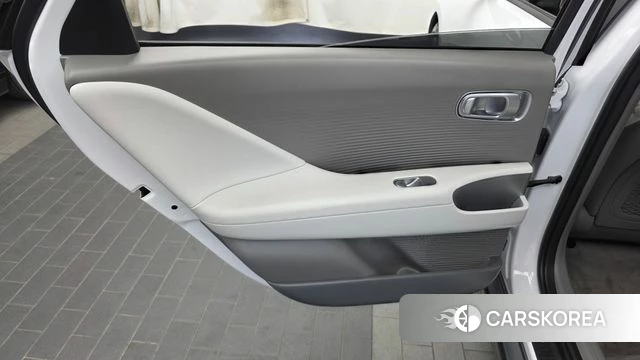 Hyundai Ionic 6 id 5021739 из Кореи 17