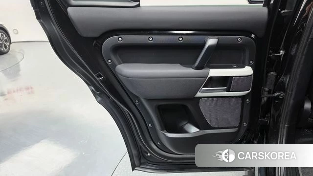 Land Rover Defender (L663) id 4992405 из Кореи 17