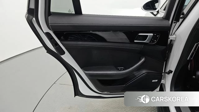 Porsche Panamera (971) id 5029533 из Кореи 17