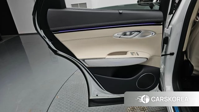 Genesis GV70 id 4980507 из Кореи 17