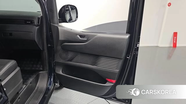 Hyundai Staria id 5046131 из Кореи 17