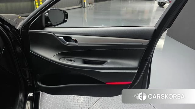 Hyundai Grandeur IG id 5054686 из Кореи 17