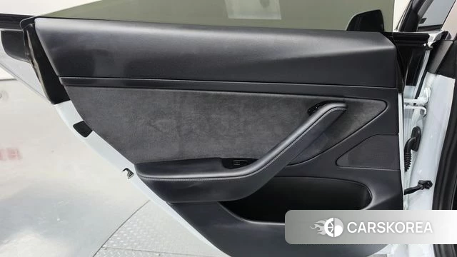 Tesla Model 3 id 4987639 из Кореи 17