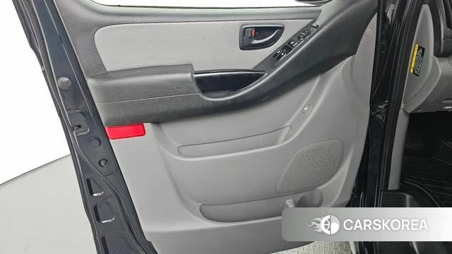 Hyundai The New Grand Starex id 4987764 из Кореи 17