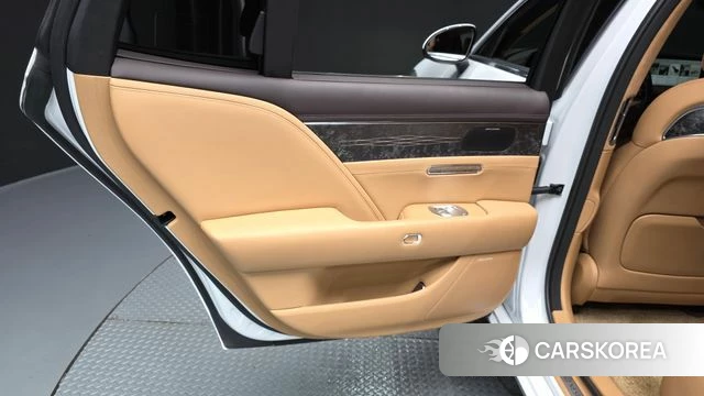 Genesis G90 (RS4) id 4958368 из Кореи 17