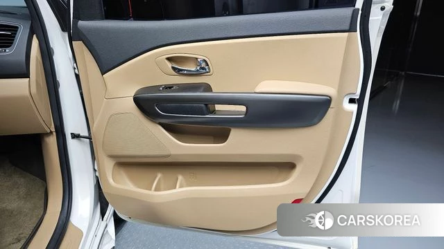 Kia The New Carnival id 5029406 из Кореи 17