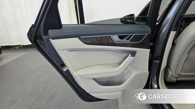Audi A6 (C8) id 4930401 из Кореи 17