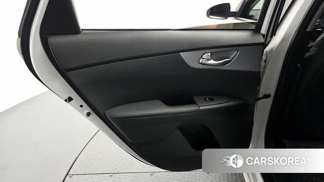 Kia The New K3 2nd generation id 4935870 из Кореи 17
