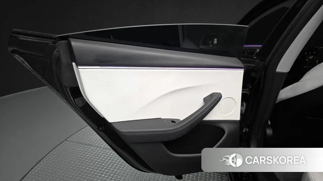 Tesla Model 3 id 4928424 из Кореи 18
