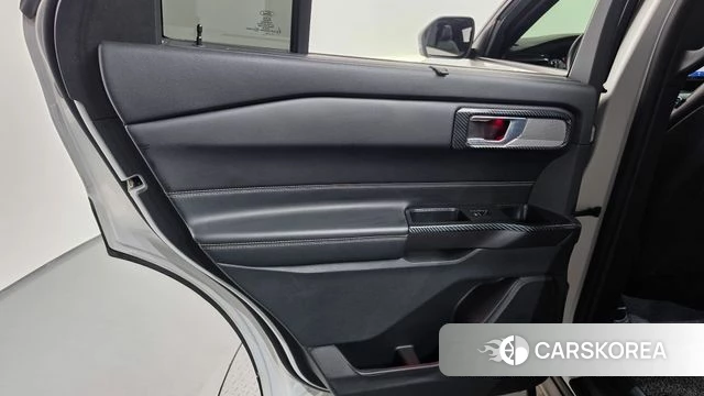 Ford Explorer 6th Generation id 4918285 из Кореи 17