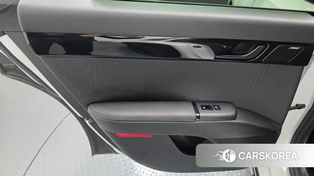 Hyundai Grandeur Hybrid (GN7) id 4981179 из Кореи 17