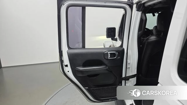 Jeep Wrangler (JL) id 4924014 из Кореи 17