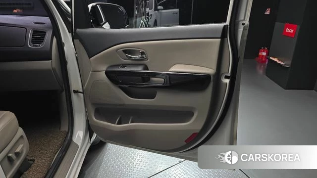 Kia The New Carnival id 4993527 из Кореи 17