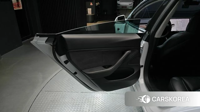 Tesla Model 3 id 4651947 из Кореи 17