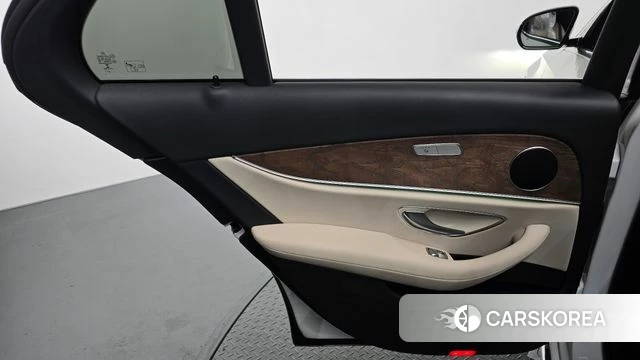 Mercedes-Benz E-Class W213 id 5028422 из Кореи 17