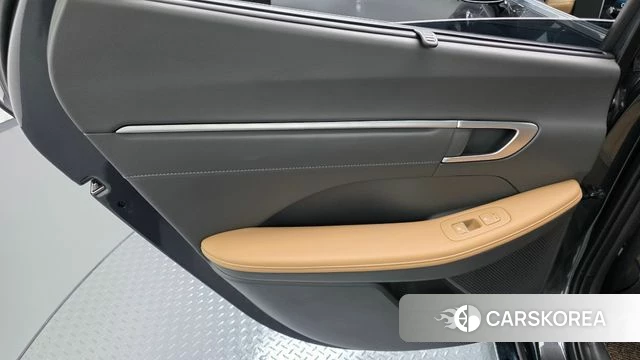 Hyundai Sonata D Edge Hybrid (DN8) id 4934726 из Кореи 17