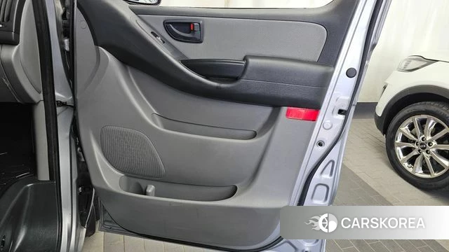 Hyundai The New Grand Starex id 4785837 из Кореи 17