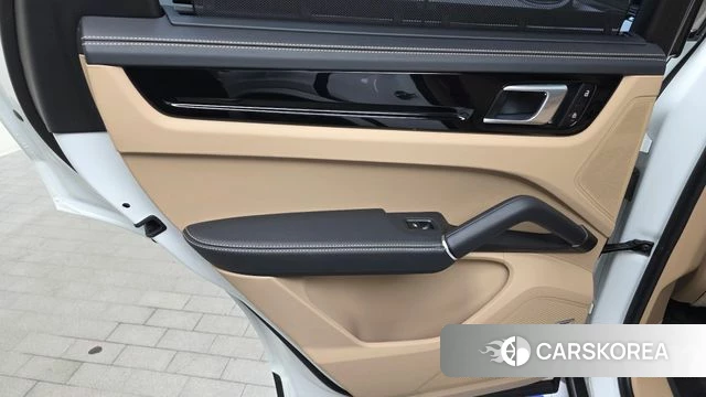 Porsche Cayenne (PO536) id 4905144 из Кореи 17
