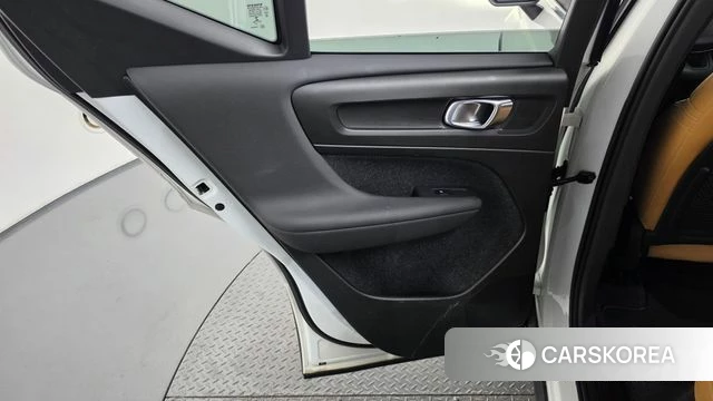Volvo XC40 id 4952816 из Кореи 17