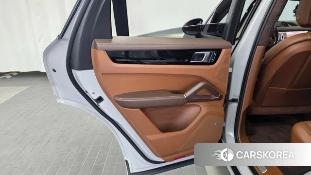 Porsche Cayenne (PO536) id 4929593 из Кореи 17