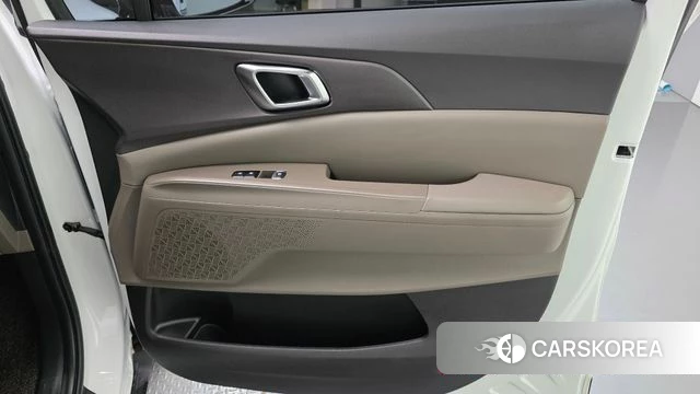 Kia The New Carnival 4th Generation id 5026334 из Кореи 17