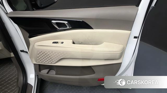 Kia The New Carnival 4th Generation id 4862856 из Кореи 17