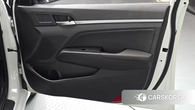 Hyundai The New Avante AD id 4775996 из Кореи 17