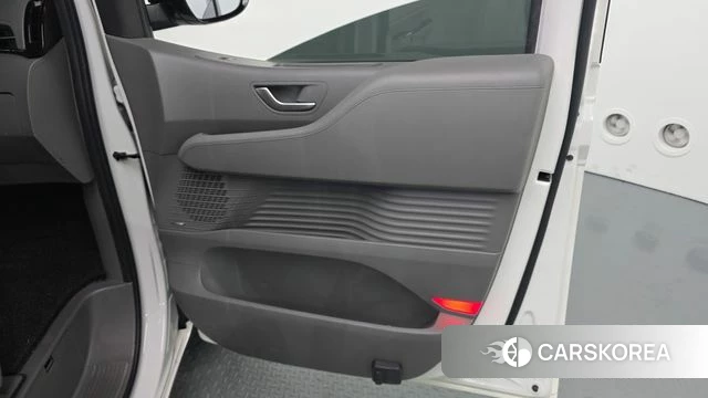 Hyundai Staria id 5039540 из Кореи 17