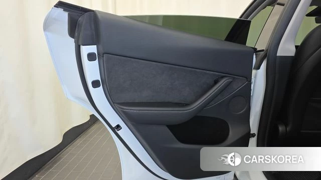 Tesla Model Y id 5033201 из Кореи 17
