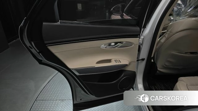 Genesis GV70 id 4965794 из Кореи 17