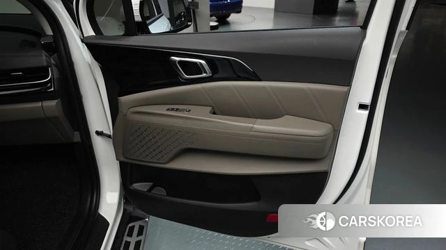Kia The New Carnival 4th Generation id 4995828 из Кореи 17