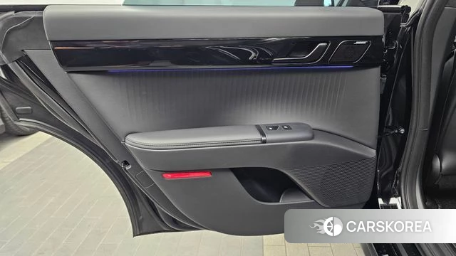 Hyundai Grandeur Hybrid (GN7) id 4834306 из Кореи 17