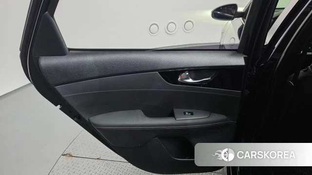 Kia Come New K3 id 4856180 из Кореи 17