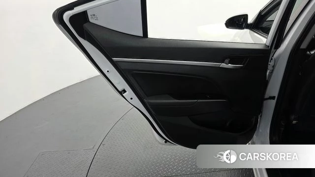 Hyundai The New Avante AD id 4732594 из Кореи 17