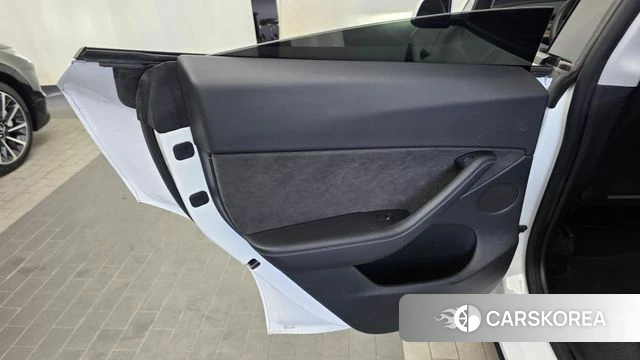 Tesla Model Y id 4936508 из Кореи 17