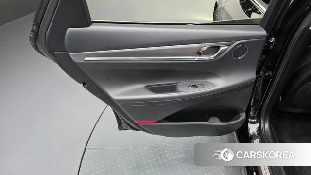Hyundai The New Grandeur IG id 5013240 из Кореи 17