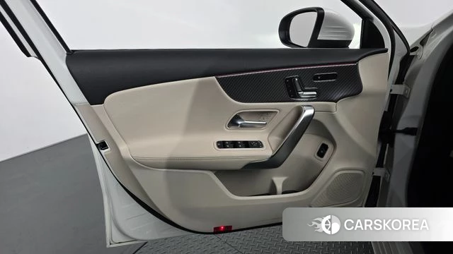 Mercedes-Benz A-Class W177 id 5052098 из Кореи 17