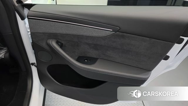 Tesla Model Y id 4879307 из Кореи 17