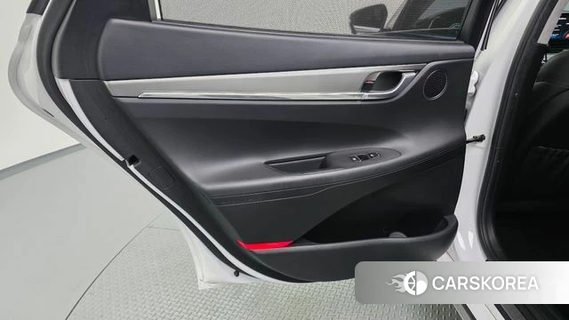 Hyundai The New Grandeur IG Hybrid id 5027576 из Кореи 17