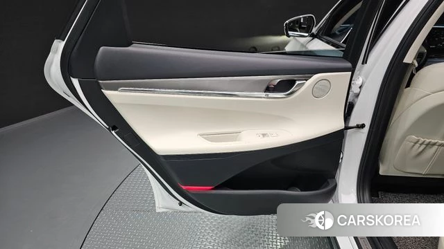 Hyundai The New Grandeur IG id 5017423 из Кореи 17