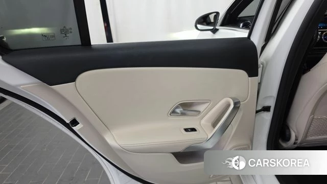 Mercedes-Benz A-Class W177 id 4976282 из Кореи 17