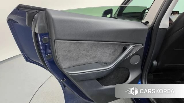 Tesla Model Y id 5033405 из Кореи 17