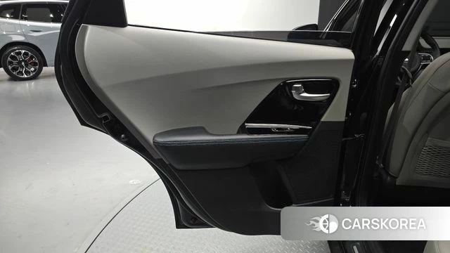 Kia Niro id 5048424 из Кореи 18