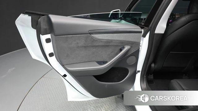 Tesla Model Y id 4757031 из Кореи 17