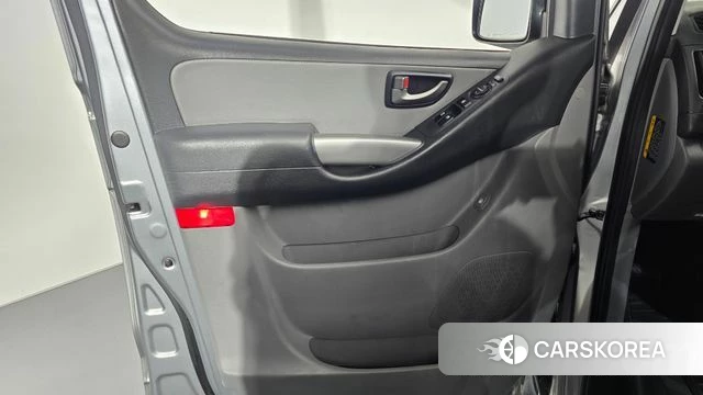 Hyundai The New Grand Starex id 5004653 из Кореи 17