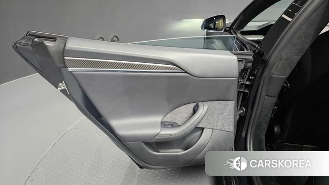 Tesla Model S id 5011276 из Кореи 17